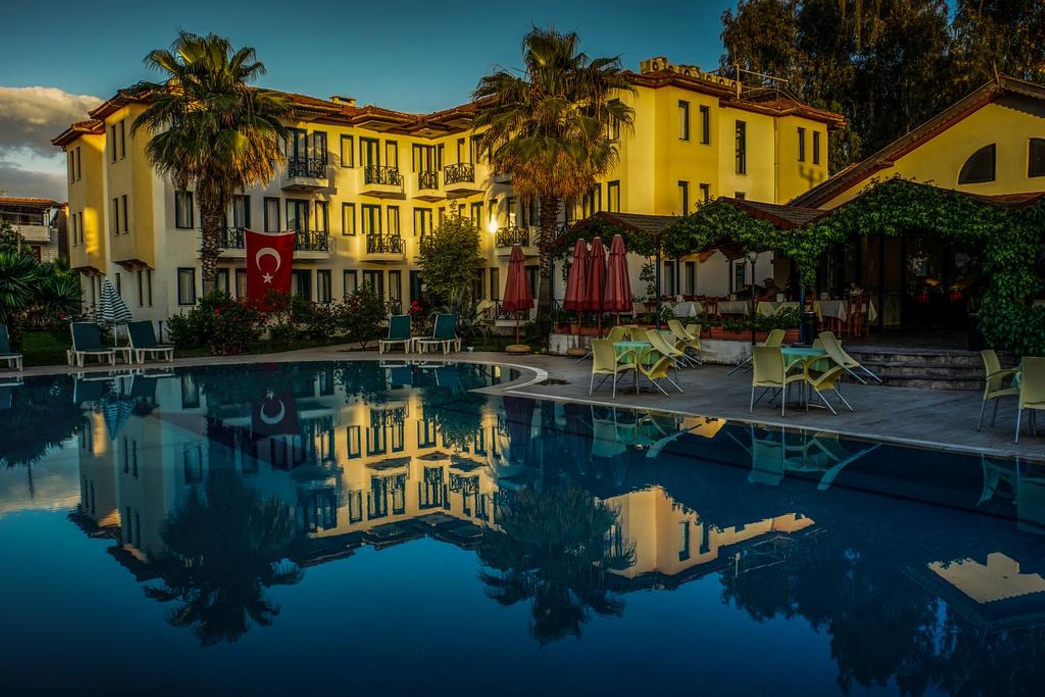 Bezay Hotel Fethiye Exterior photo