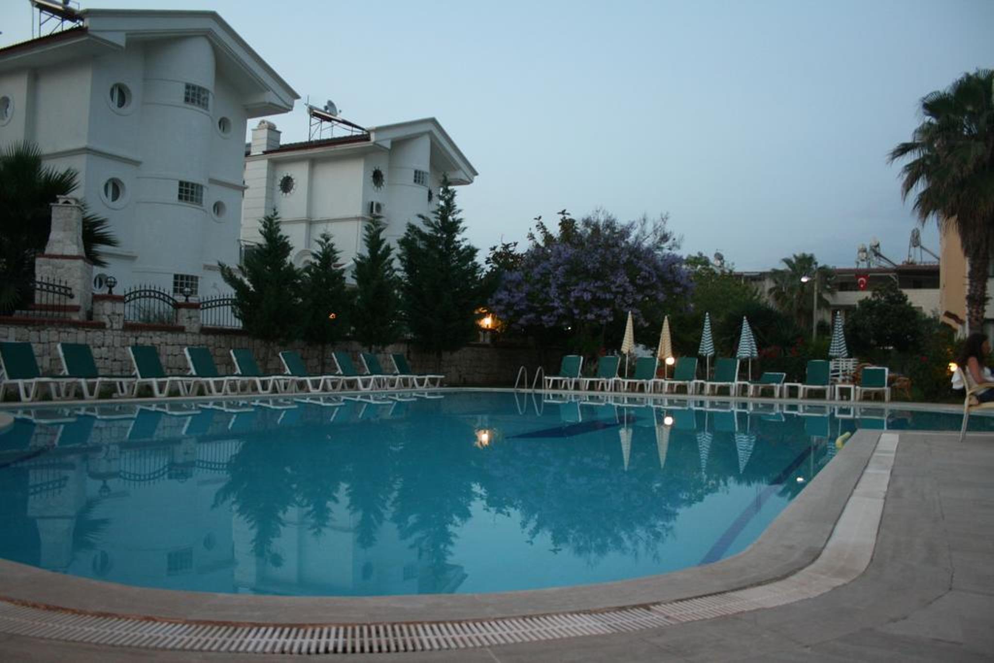 Bezay Hotel Fethiye Exterior photo